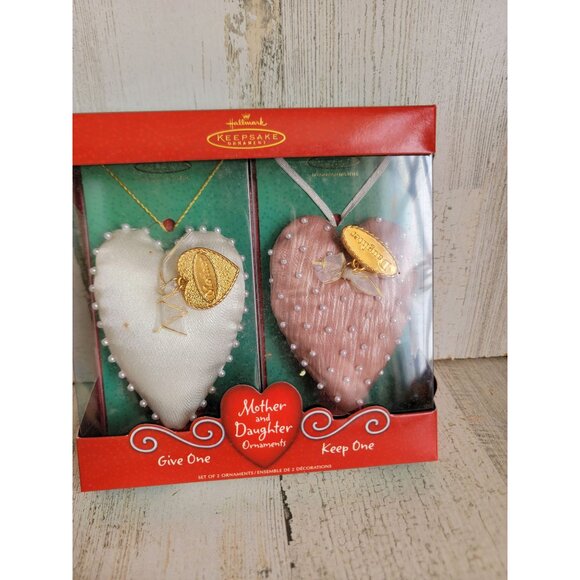 Hallmark mother-daughter give one keep one heart ornament Xmas vintage - Picture 4 of 6